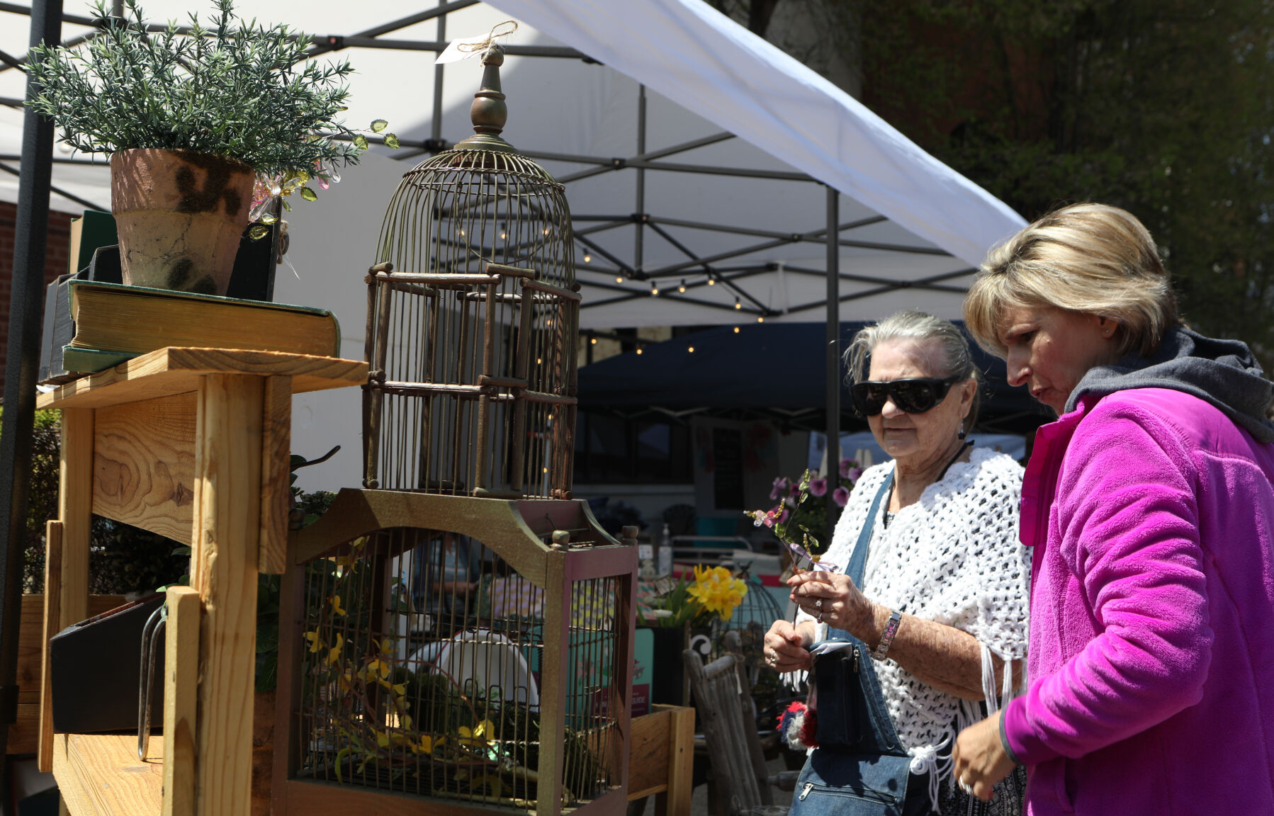 Bernadine Howell and Theresa LaValle shop